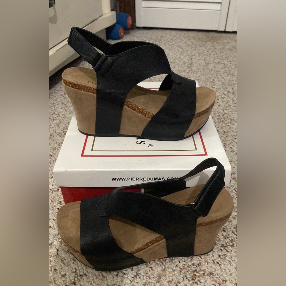 NIB Pierre Dumas black with cork sole wedges